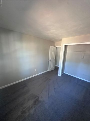 5622 Carisbrooke LN, Portsmouth, VA 23703