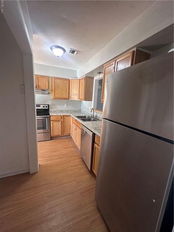 5622 Carisbrooke LN, Portsmouth, VA 23703