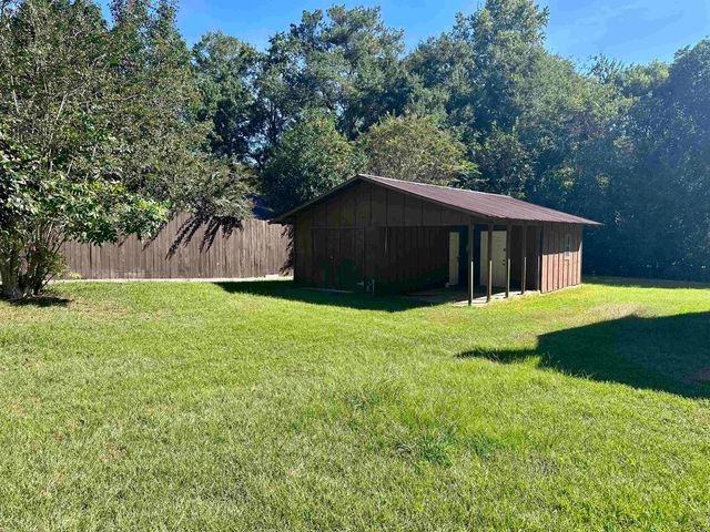 204 Dogwood Avenue, Havana, FL 32333