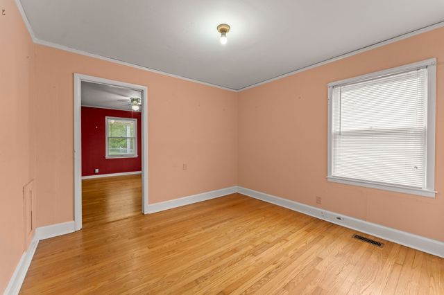 101 Willow St, N, Cowan, TN 37318