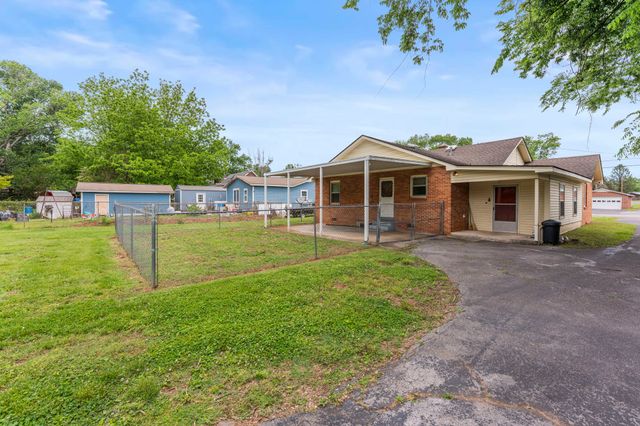 101 Willow St, N, Cowan, TN 37318