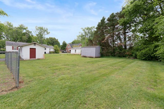 101 Willow St, N, Cowan, TN 37318