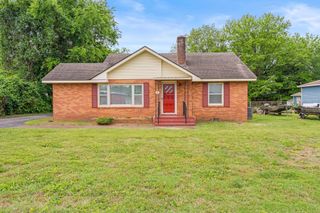 101 Willow St, N, Cowan, TN 37318