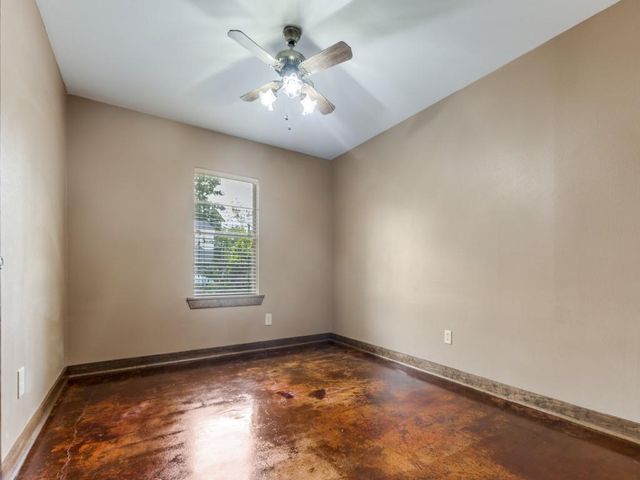 308 Gibbs Street, Devers, TX 77538