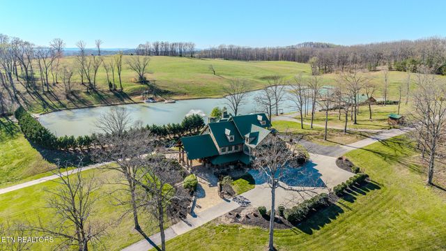 6720 Erie Rd, Sweetwater, TN 37874