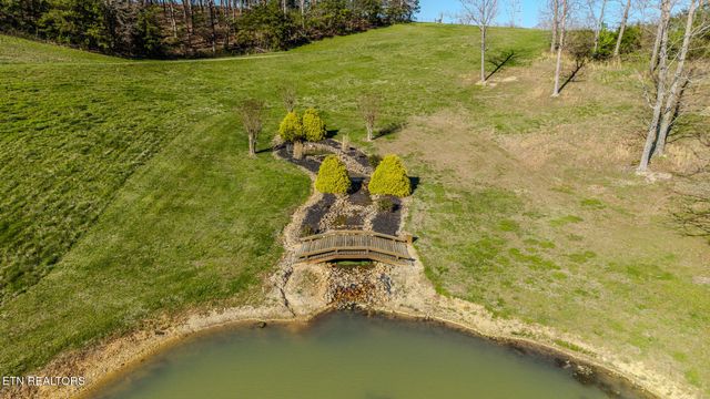 6720 Erie Rd, Sweetwater, TN 37874