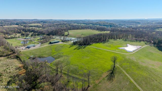 6720 Erie Rd, Sweetwater, TN 37874