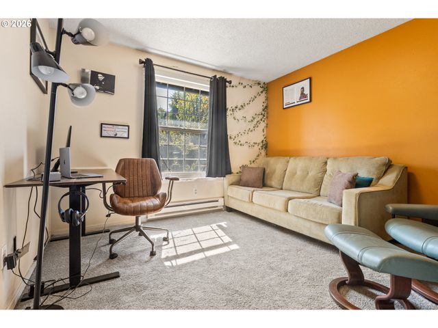 444 HEFFLEY St S, Monmouth, OR 97361