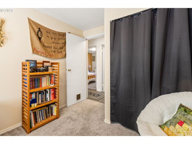 444 HEFFLEY St S, Monmouth, OR 97361