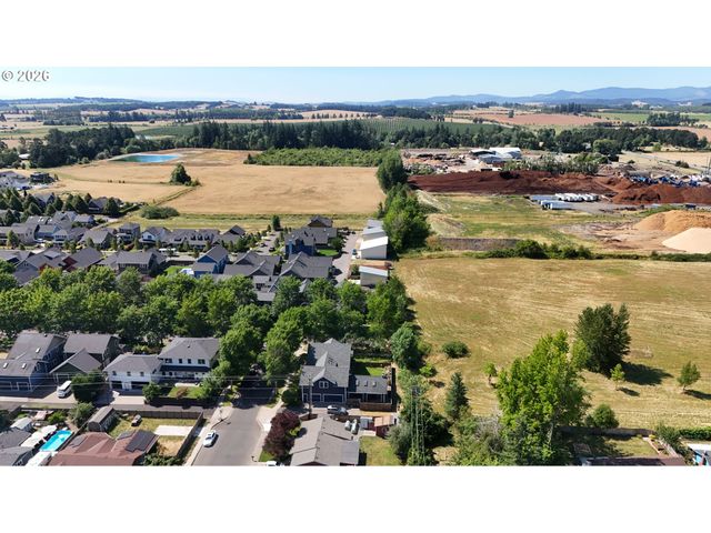 444 HEFFLEY St S, Monmouth, OR 97361
