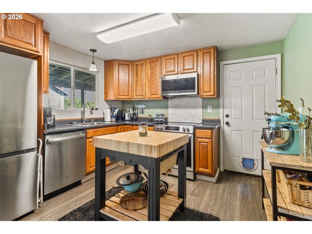 444 HEFFLEY St S, Monmouth, OR 97361