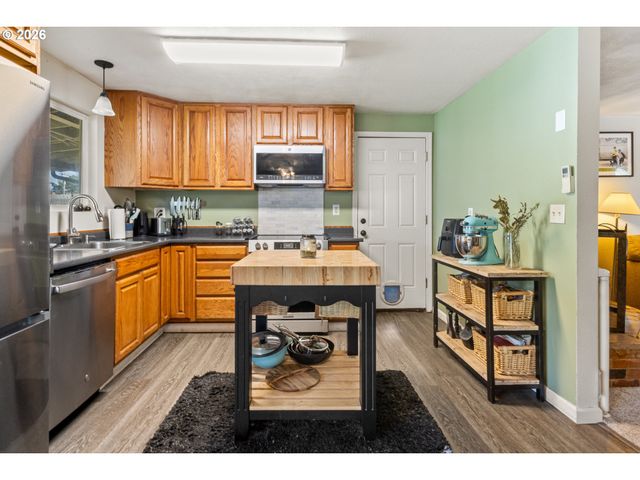444 HEFFLEY St S, Monmouth, OR 97361