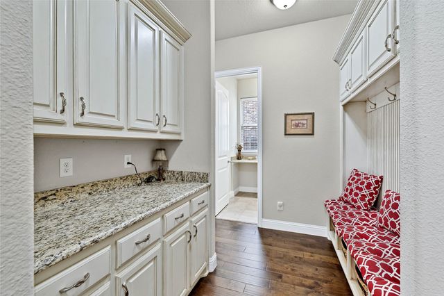 6828 Westbury Drive, North Richland Hills, TX 76180