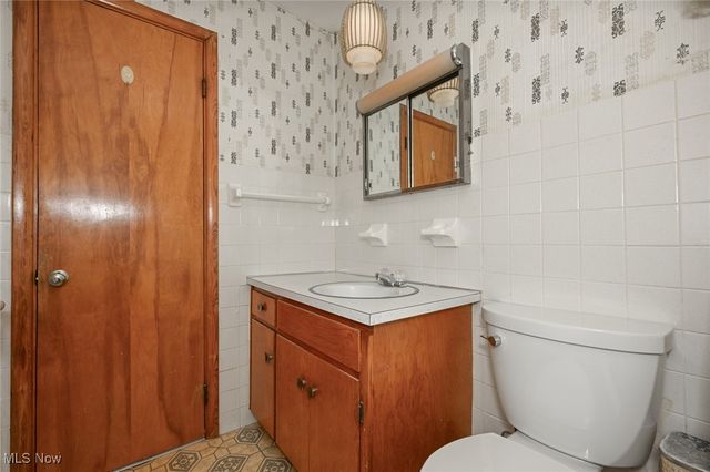 9051 Abbey Road, North Royalton, OH 44133