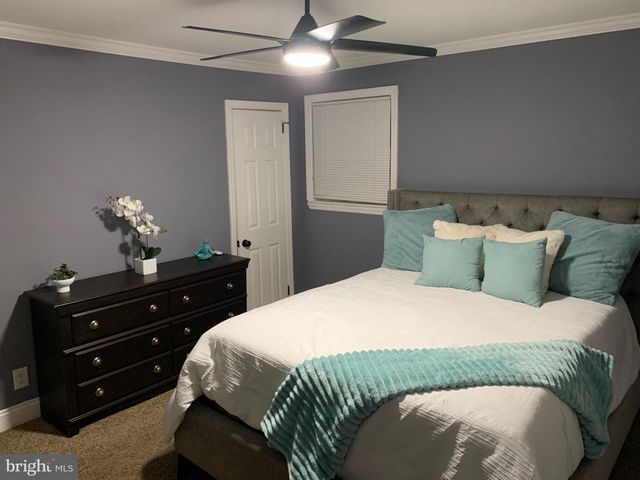 400 CEDAR AVE, Wilmington, DE 19804