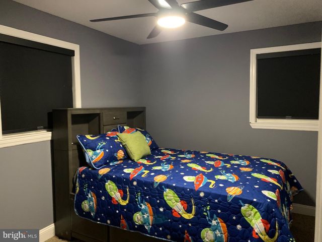 400 CEDAR AVE, Wilmington, DE 19804