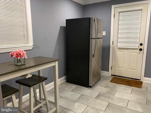 400 CEDAR AVE, Wilmington, DE 19804