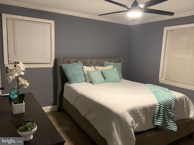 400 CEDAR AVE, Wilmington, DE 19804