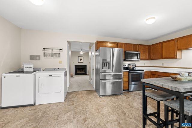 919 STONEHENGE RD, Charlottesville, VA 22901