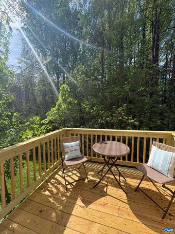 919 STONEHENGE RD, Charlottesville, VA 22901