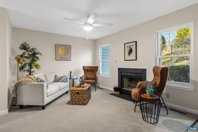 919 STONEHENGE RD, Charlottesville, VA 22901