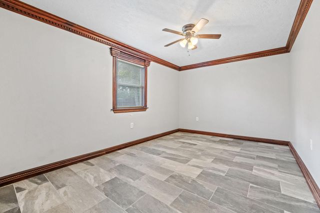 6742 Dusty Lane, Conroe, TX 77306