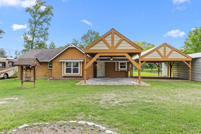 6742 Dusty Lane, Conroe, TX 77306