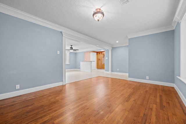 6742 Dusty Lane, Conroe, TX 77306
