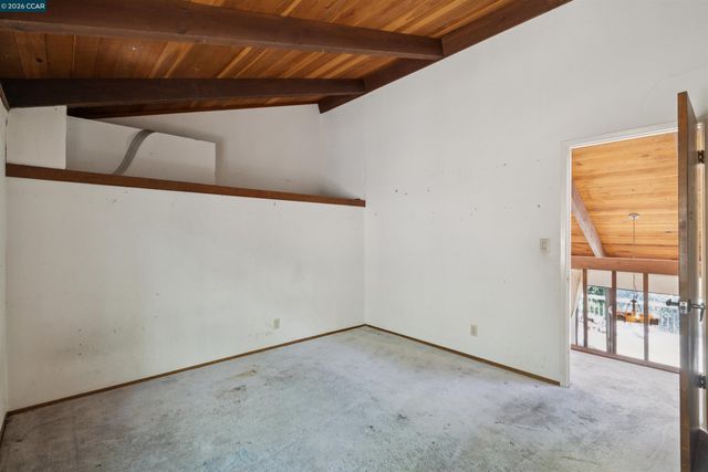 3391 Woodview Dr, Lafayette, CA 94549