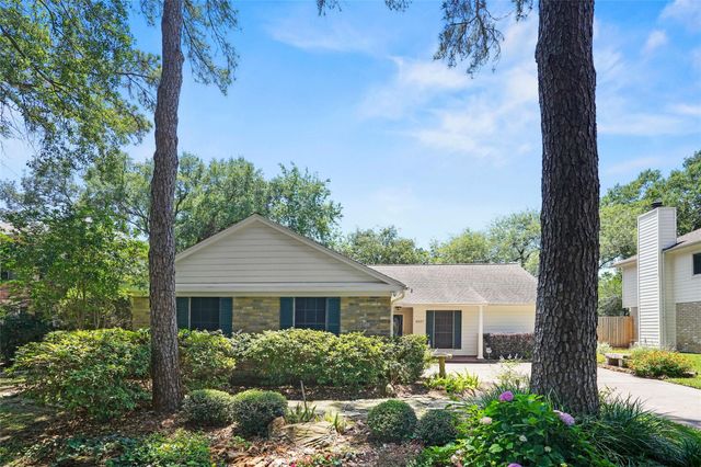 8327 Hot Springs Drive, Houston, TX 77095