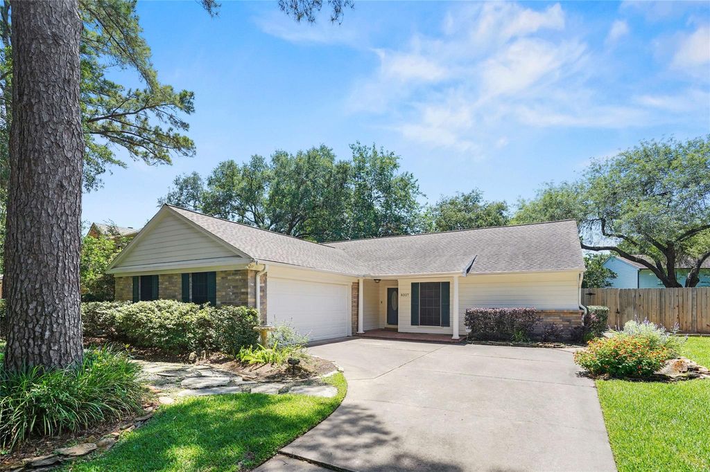 8327 Hot Springs Drive, Houston, TX 77095