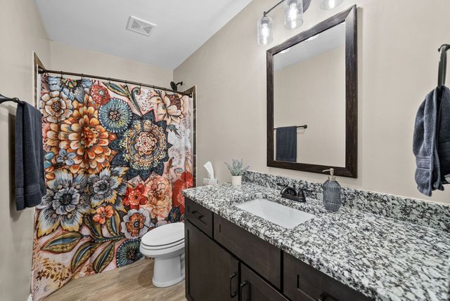 173 Fern Ct, Buchanan, TN 38222