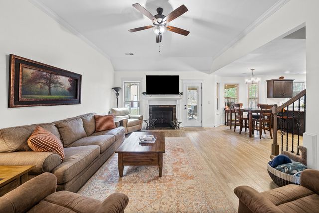 173 Fern Ct, Buchanan, TN 38222