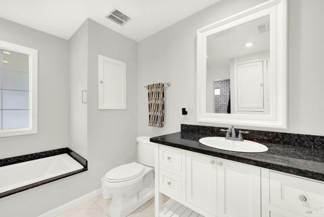 2125 Mecca Ct, Fairfield, CA 94534