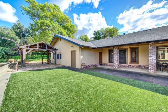 2125 Mecca Ct, Fairfield, CA 94534