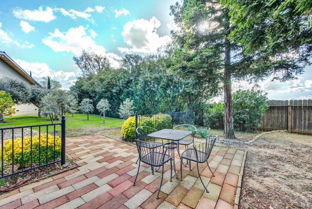 2125 Mecca Ct, Fairfield, CA 94534