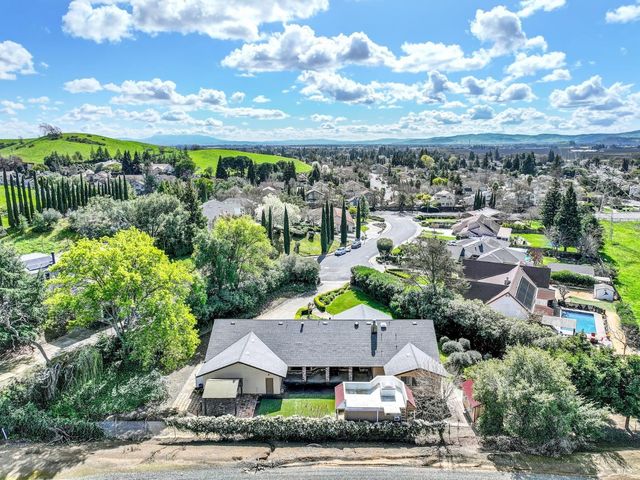 2125 Mecca Ct, Fairfield, CA 94534
