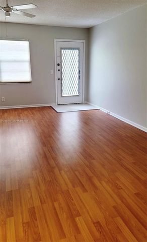 13255 SW 7th Ct 203D, Pembroke Pines, FL 33027