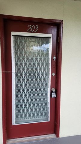 13255 SW 7th Ct 203D, Pembroke Pines, FL 33027