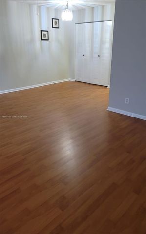 13255 SW 7th Ct 203D, Pembroke Pines, FL 33027