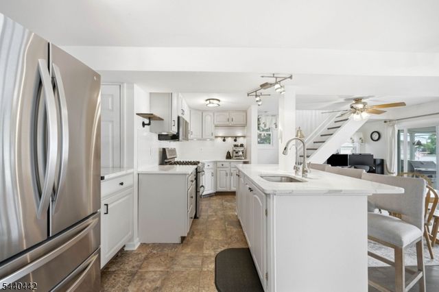 51 S. LAKESIDE AVENUE, Jefferson Twp., NJ 07849
