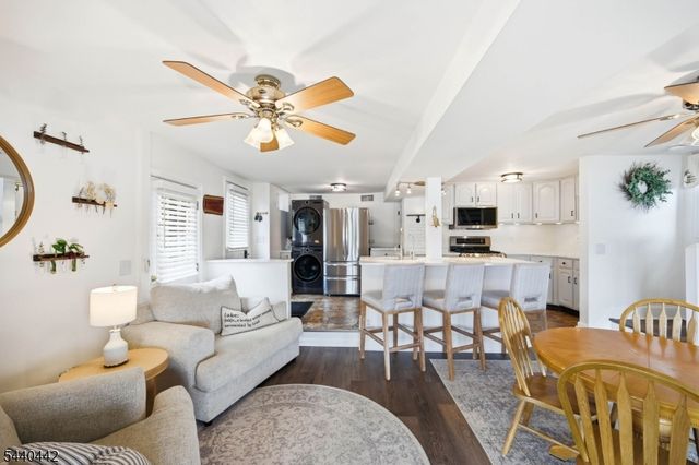 51 S. LAKESIDE AVENUE, Jefferson Twp., NJ 07849