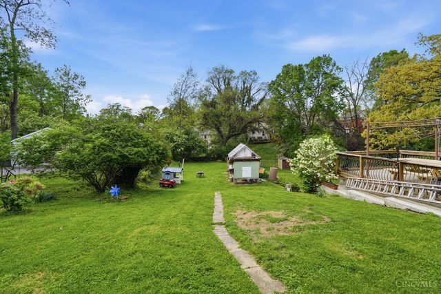 3761 Ferdinand Pl, Cincinnati, OH 45209
