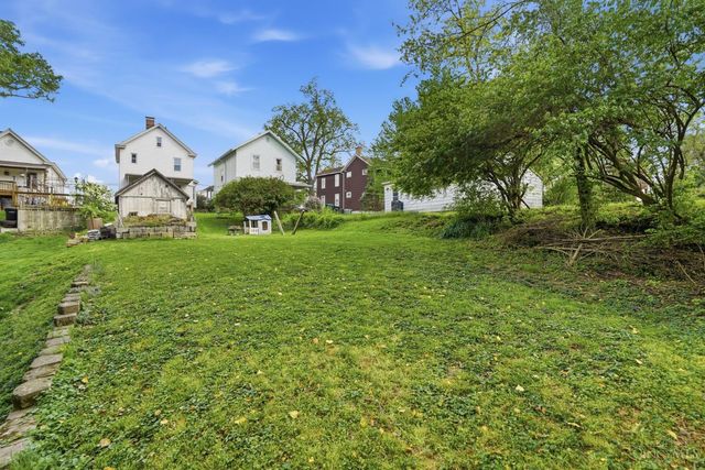 3761 Ferdinand Pl, Cincinnati, OH 45209