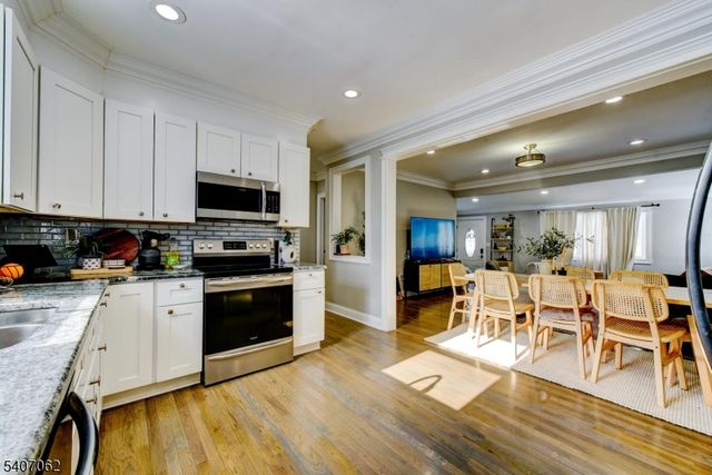 4 Leslie ave, Randolph Twp., NJ 07869