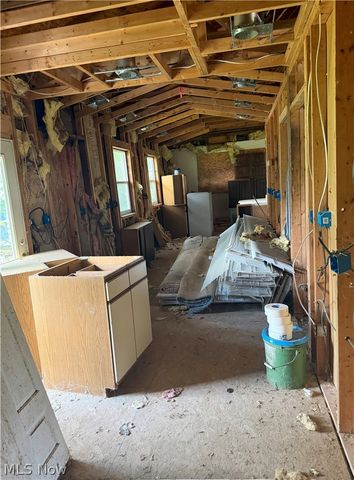 1012 27th Street, Vienna, WV 26105