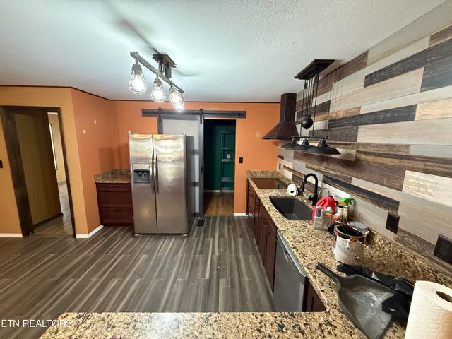 505 Mckinney Rd, Blaine, TN 37709