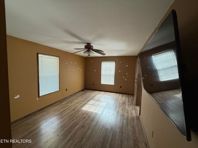 505 Mckinney Rd, Blaine, TN 37709