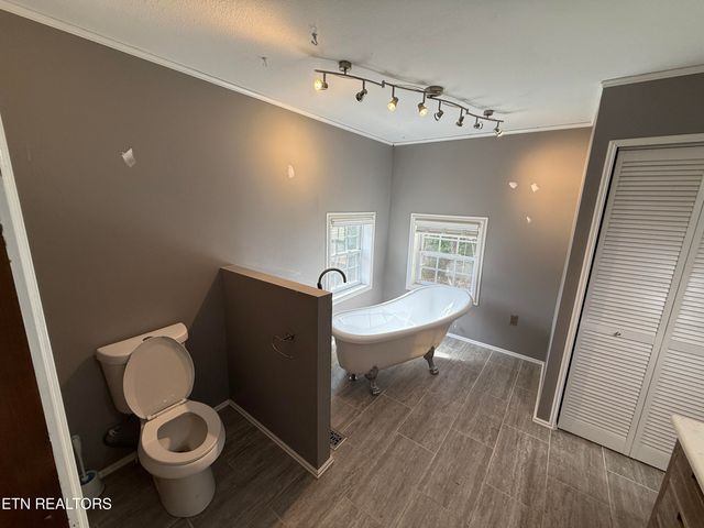 505 Mckinney Rd, Blaine, TN 37709