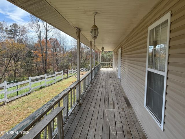 505 Mckinney Rd, Blaine, TN 37709